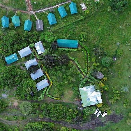 Eco Mara Forest Camp Ololaimutiek Exteriör bild